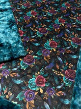 Load image into Gallery viewer, Boho Floral Feathers Xl Adult