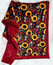 Load image into Gallery viewer, Extra Luxe Natural Cardinal + Sunflower Rose XL Adult Size