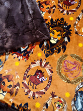 Load image into Gallery viewer, Lion Throw Size