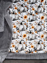 Load image into Gallery viewer, Extra Luxe Sydney + Pumpkin Florals Xl Adult