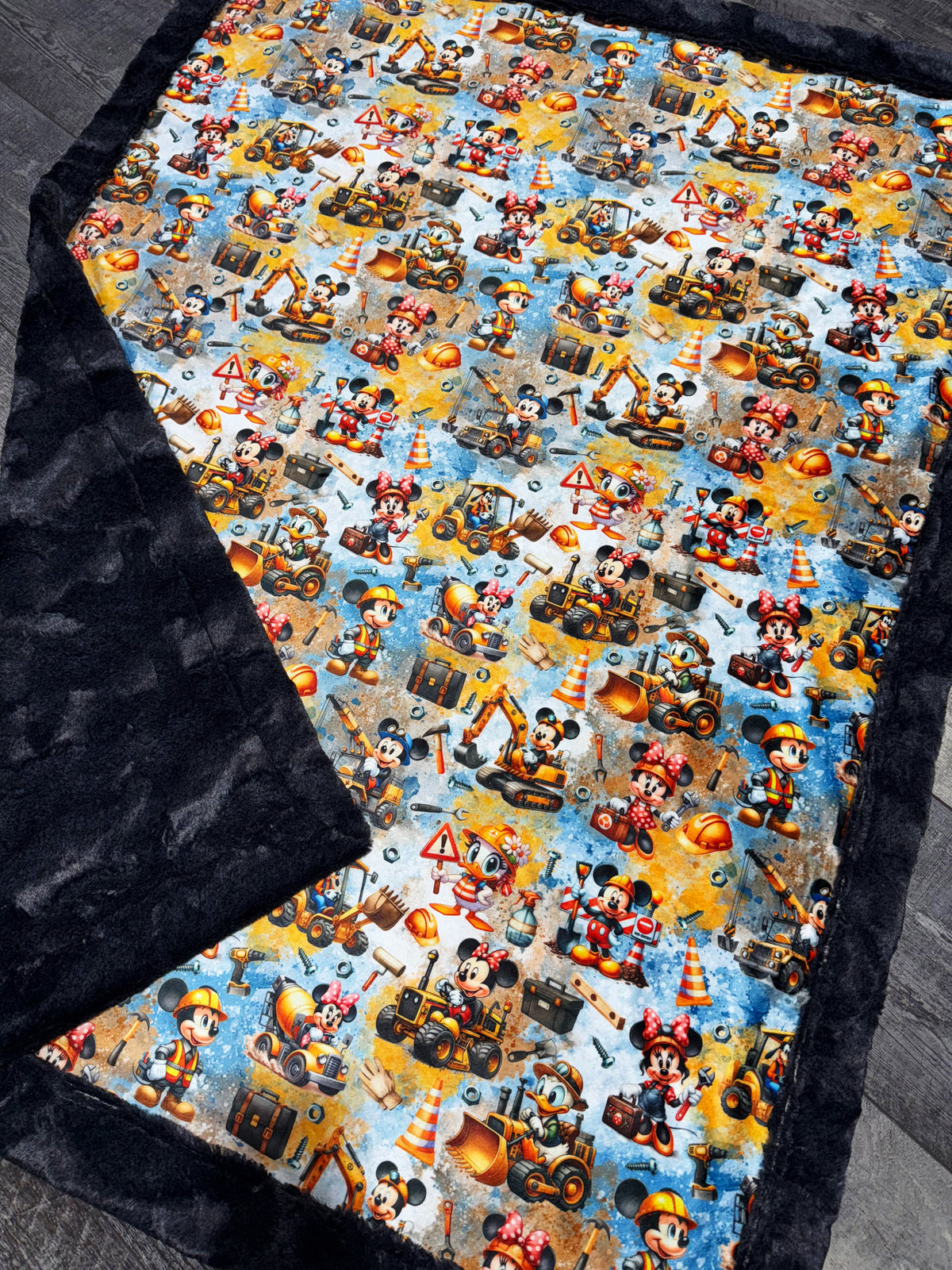 Mouse Construction XL Crib Size