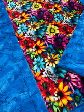 Load image into Gallery viewer, Crazy Daisies Adult Size