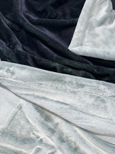 Load image into Gallery viewer, Extra Luxe Double Frosted Baby Seal Poison Apple + Juniper XL Adult Size