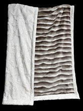 Load image into Gallery viewer, Extra Luxe Wild Chinchilla Crystal Seal XL Adult Size