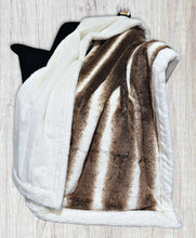 Load image into Gallery viewer, Double Extra Luxe Arctic Chinchilla Rustic + Natural Sydney XL Adult Size