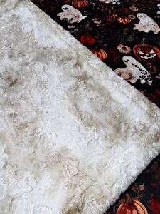 Beautiful Ghosts XL Adult Size