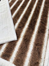 Load image into Gallery viewer, Double Extra Luxe Arctic Chinchilla Rustic + Natural Sydney XL Adult Size