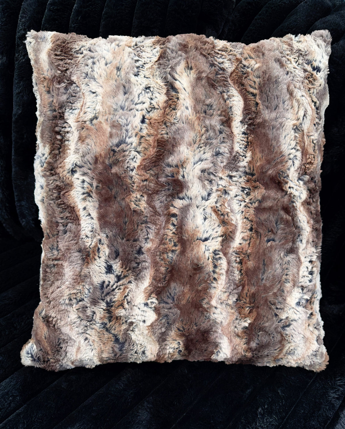 Hunt Pillow
