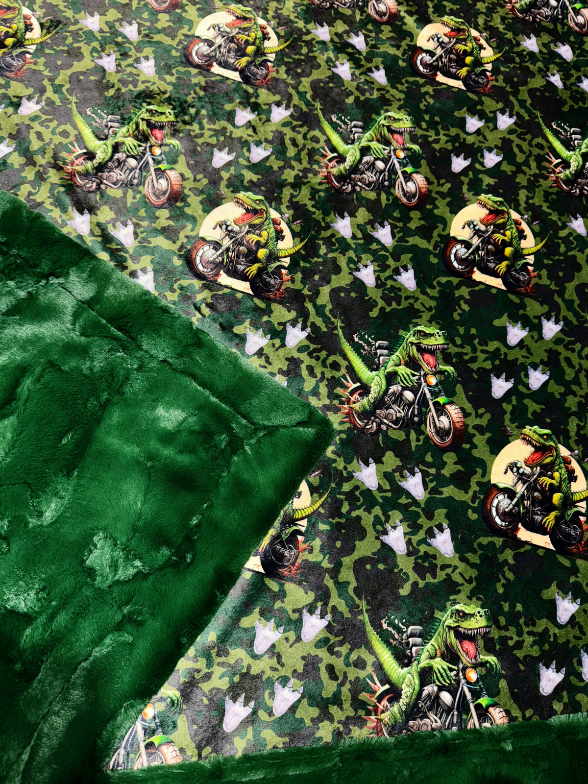 Dino Camo XL Crib Size