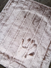 Load image into Gallery viewer, Extra Luxe Sand Dollar Frosted Sydney + Wild Hearts Lovey Size