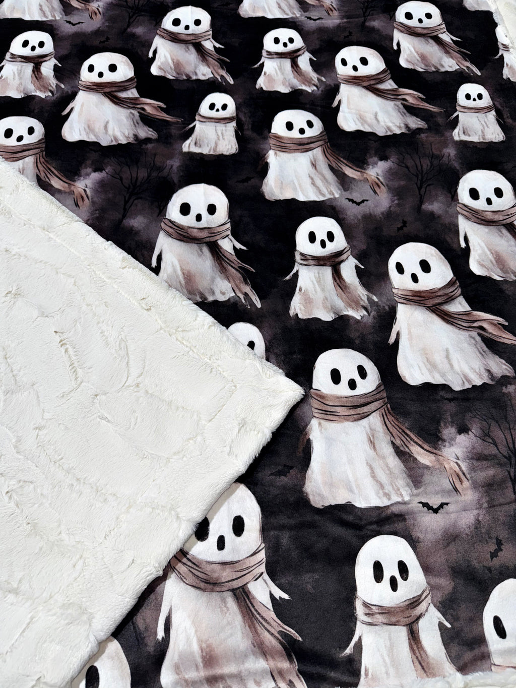 Chilly Ghosts XL Adult Size
