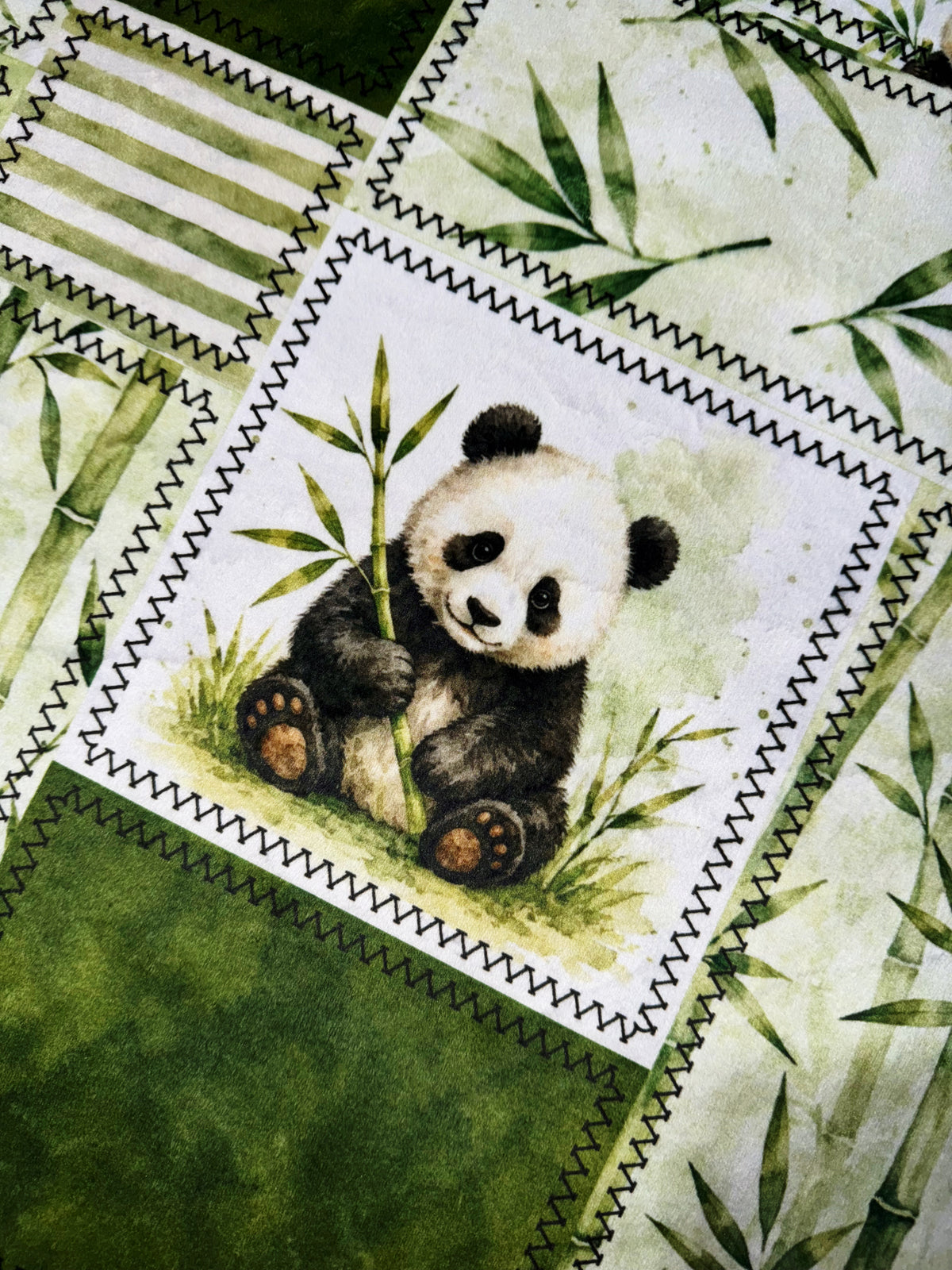 Extra Luxe Black Sydney + Pandas Xl Adult