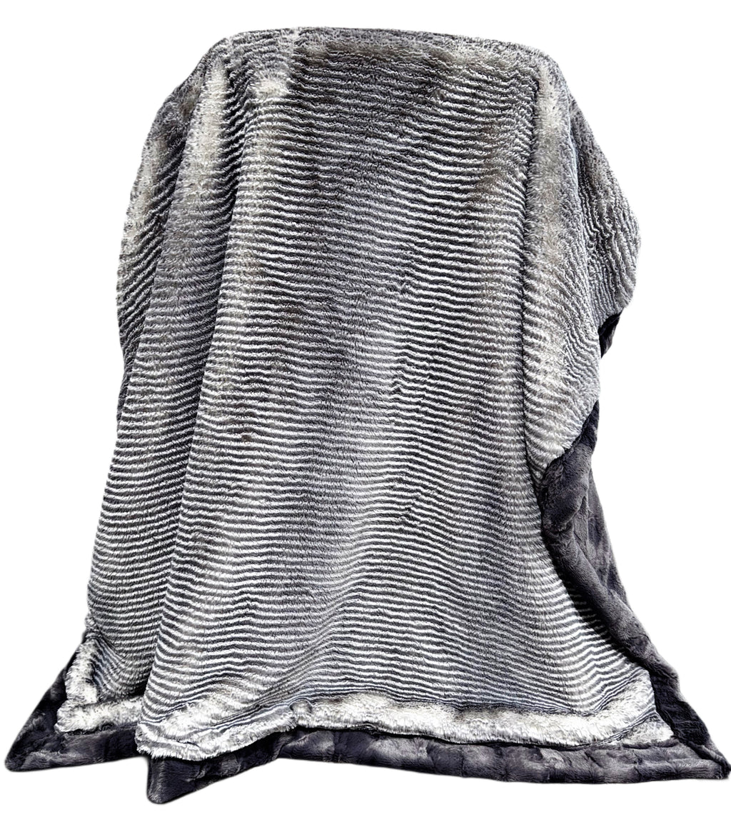 Extra Luxe Tinsel Arctic Owl + Charcoal Hide XL Adult Size