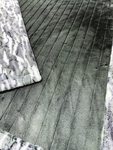 Load image into Gallery viewer, Extra Luxe Iced Sydney Pine + Loden Himalayan XL Adult Size