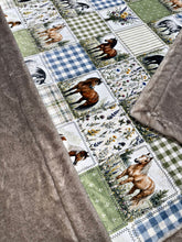 Load image into Gallery viewer, Extra Luxe Glazed Sand Dollar Encore + Country Horses Faux Quilt XL Adult Size