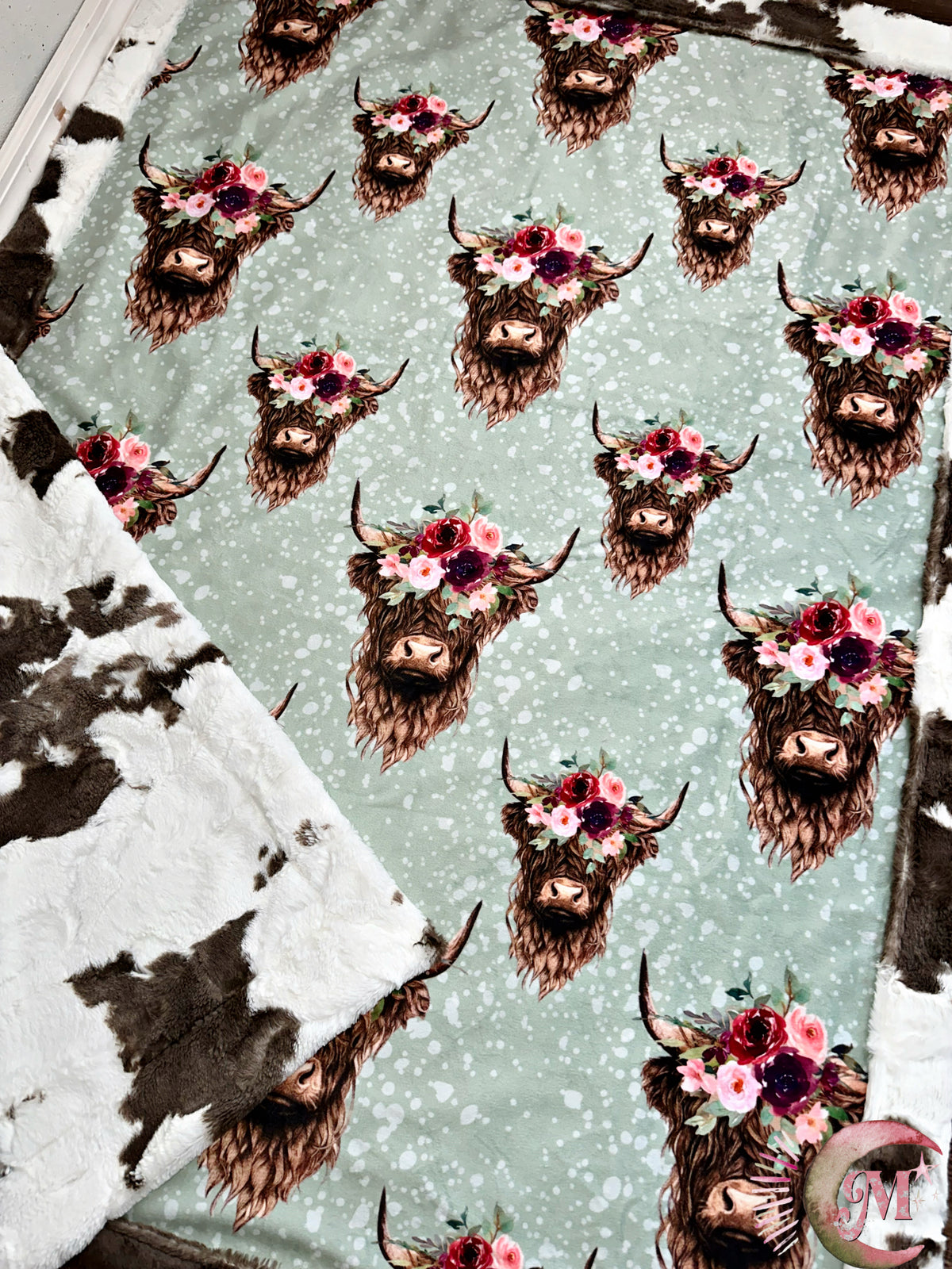 Pretty Cow Crib Size