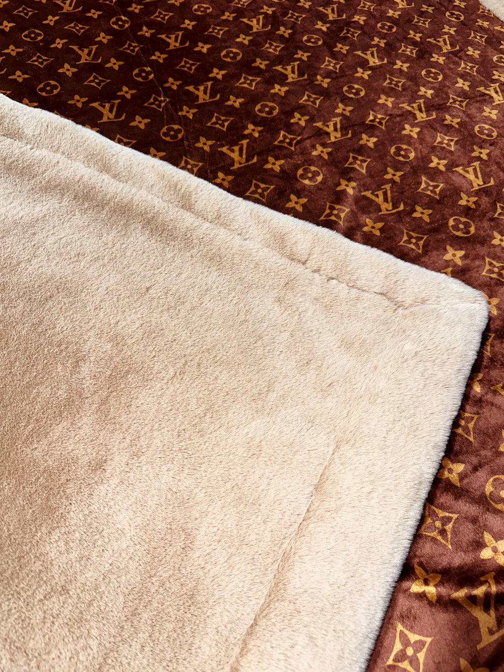 Extra Luxe Sand Encore Throw Size