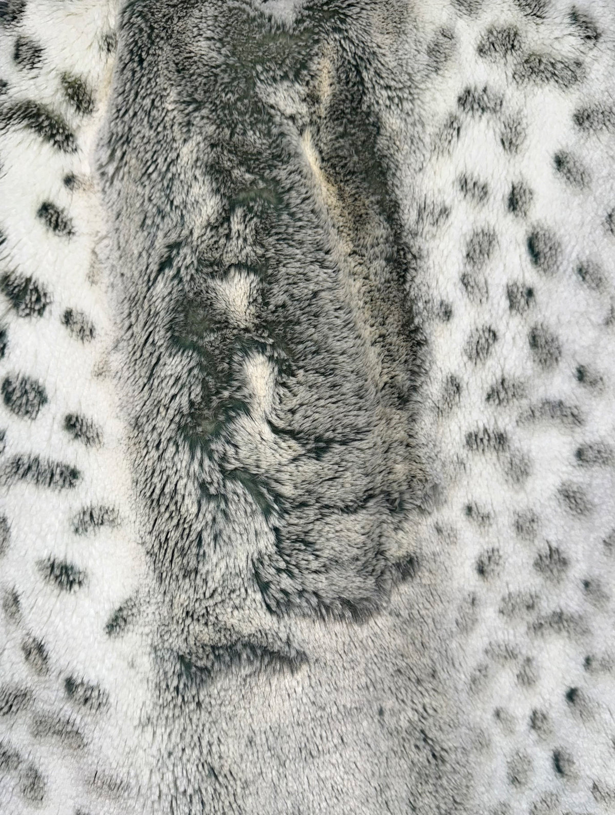 Extra Luxe Alaskan Ivy Bunny + Forest Hide Throw Size