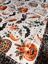 Load image into Gallery viewer, Leopard Pumpkins Xl Adult