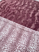 Load image into Gallery viewer, Extra Luxe Savannah + Wild Rose Xl Adult
