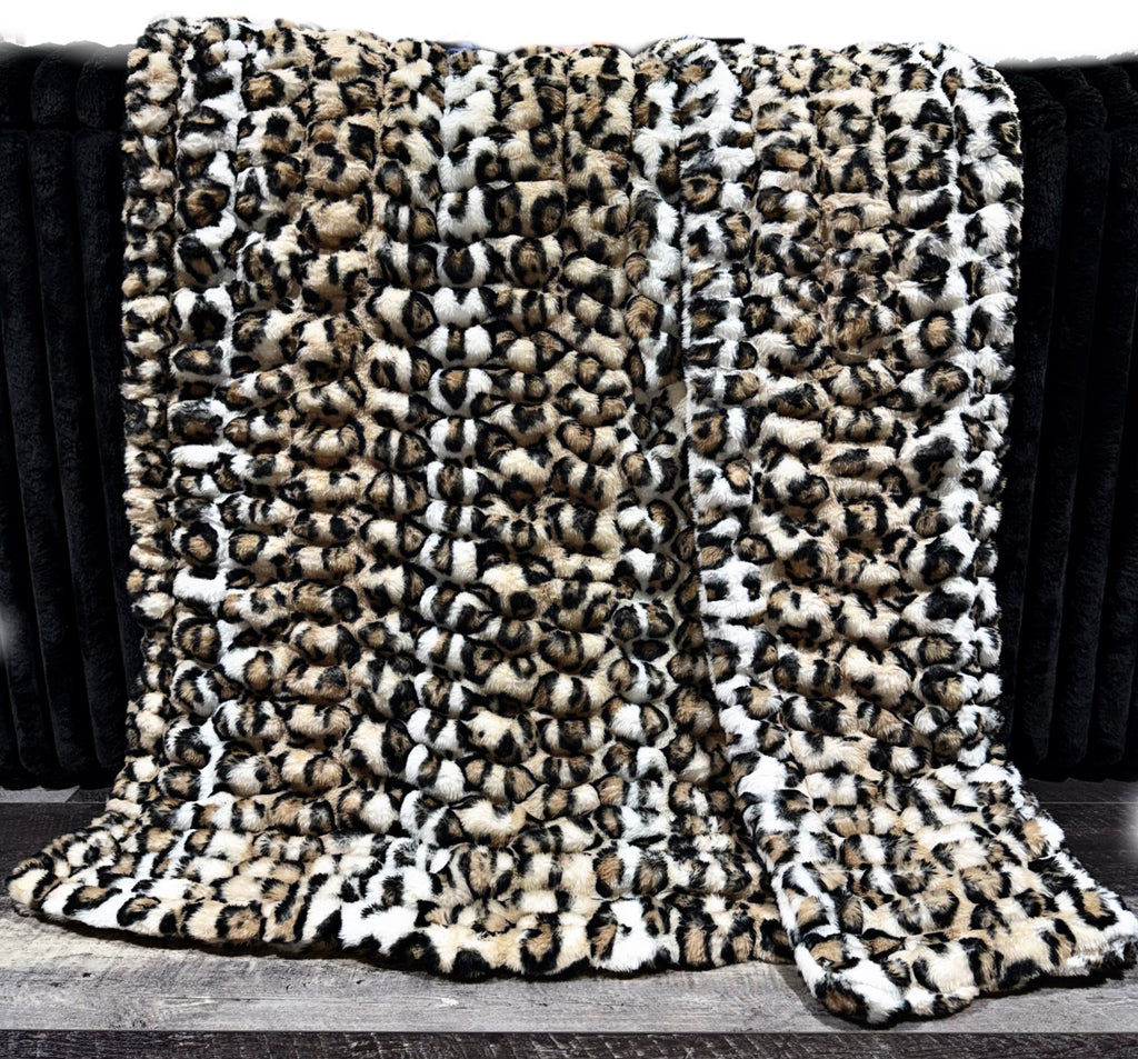 Double Extra Luxe  Clouded Leopard Sand Milan Adult