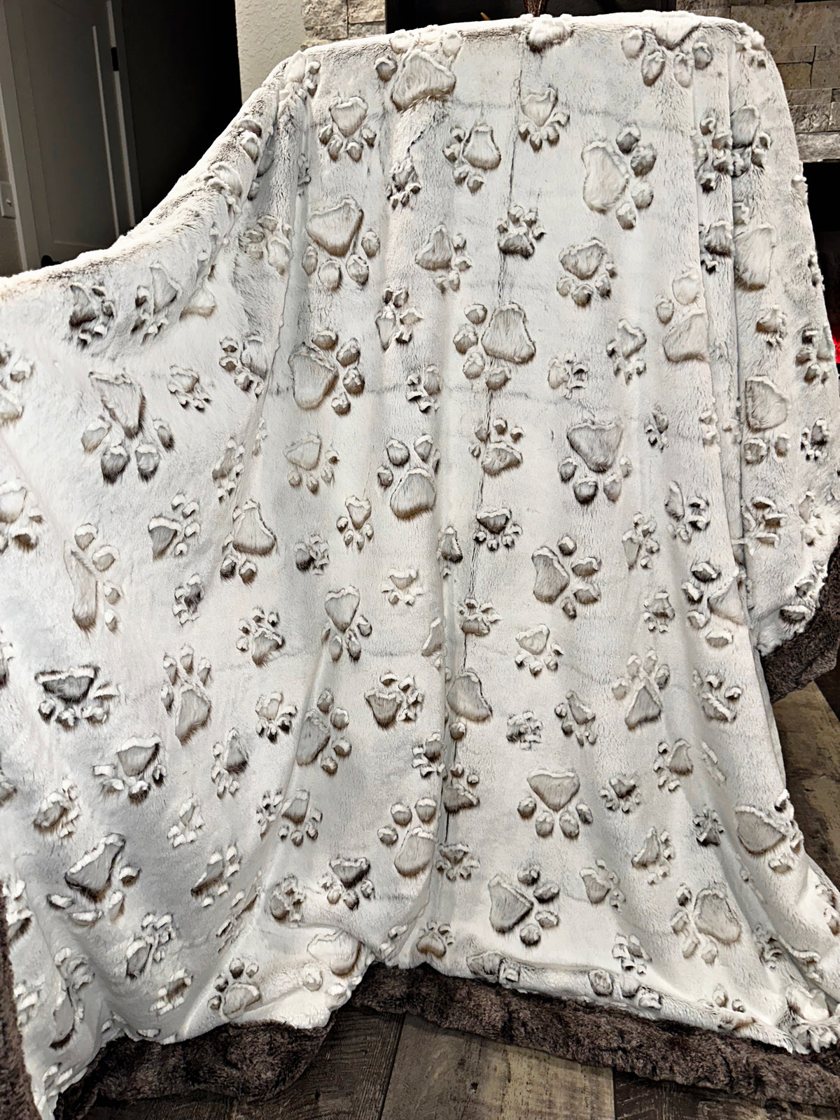 Coca Mocha Paws Adult Size
