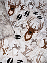 Load image into Gallery viewer, Camo Designer Bucks XL Adult Size
