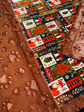 Load image into Gallery viewer, Fall Squirrells Xl Adult