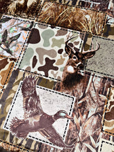 Load image into Gallery viewer, Men’s Hunt Woodland XL Adult Size