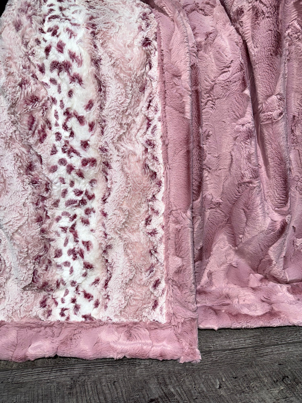 Wildrose Lynx + Woodrose Hide XL Adult Size