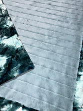 Load image into Gallery viewer, Extra Luxe Raindrop Sydney + Gulf Stream Sorbet Xl Crib